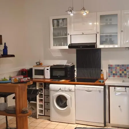 50 M A Pied Et Centre *